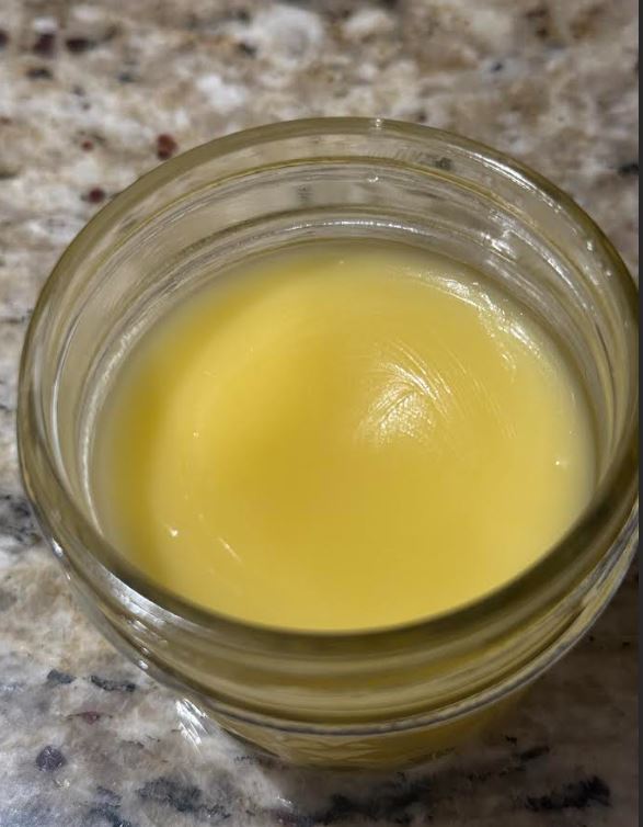 Comfrey Salve 4oz Jar